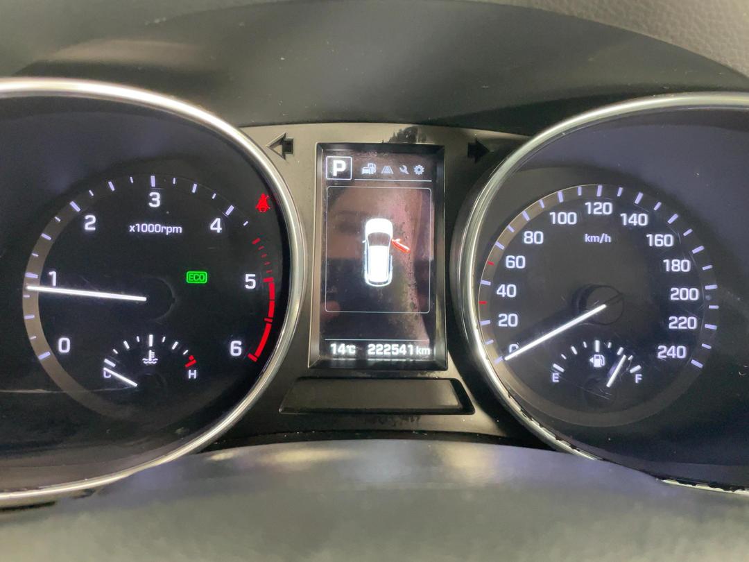Photo '21' of Hyundai Santa FE