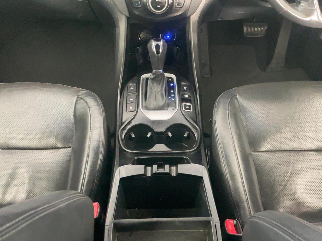 Photo '18' of Hyundai Santa FE