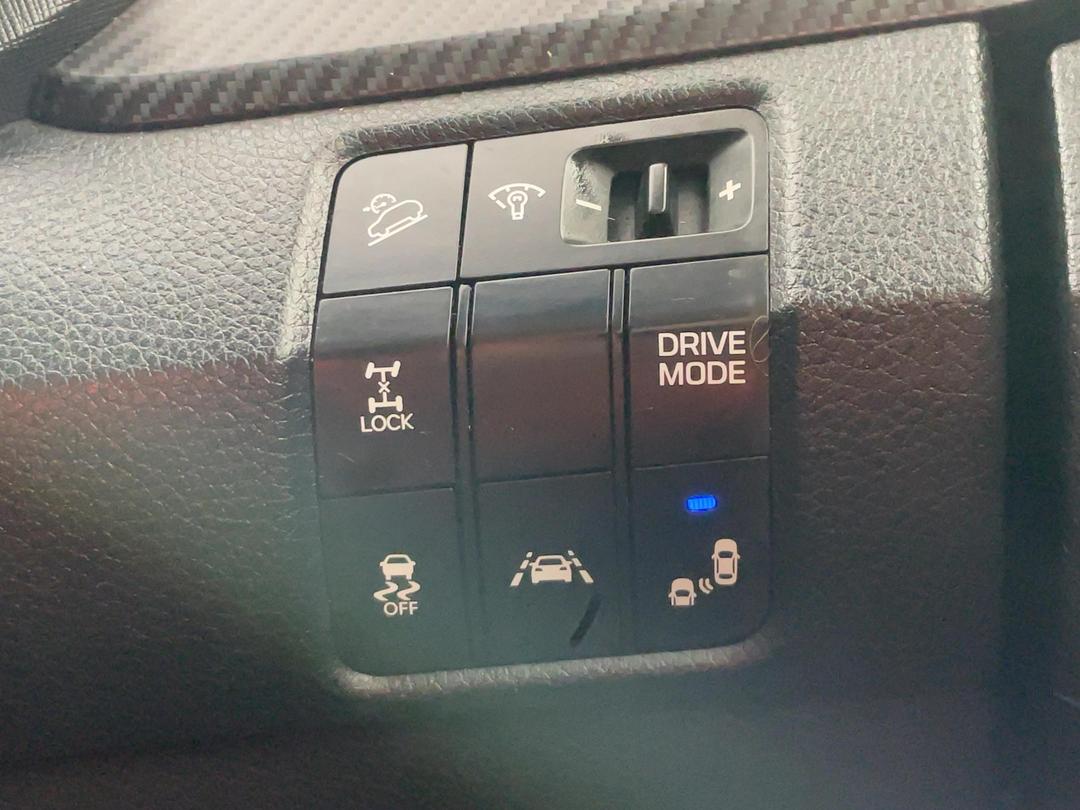 Photo '24' of Hyundai Santa FE