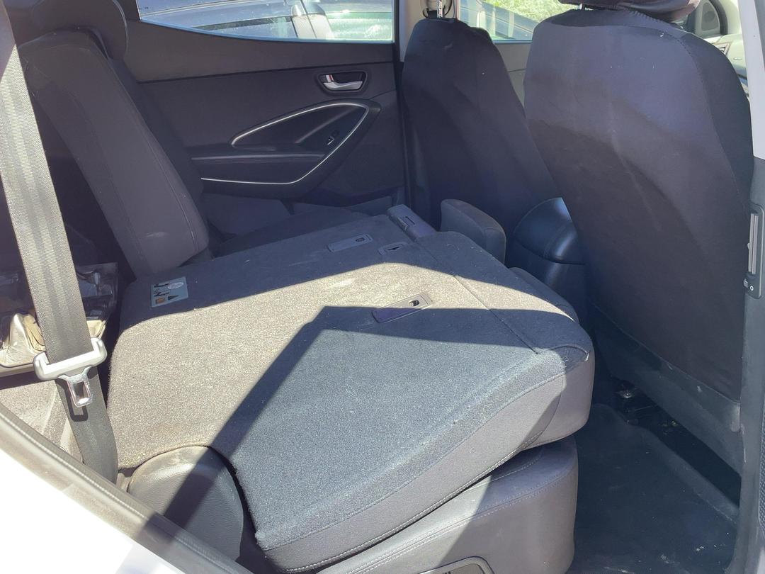 Photo '18' of Hyundai Santa FE DM Photo '18' of Hyundai Santa FE DM