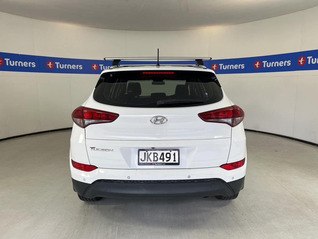 Photo '6' of Hyundai Tucson