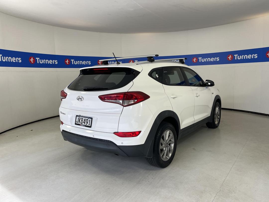 Photo '7' of Hyundai Tucson