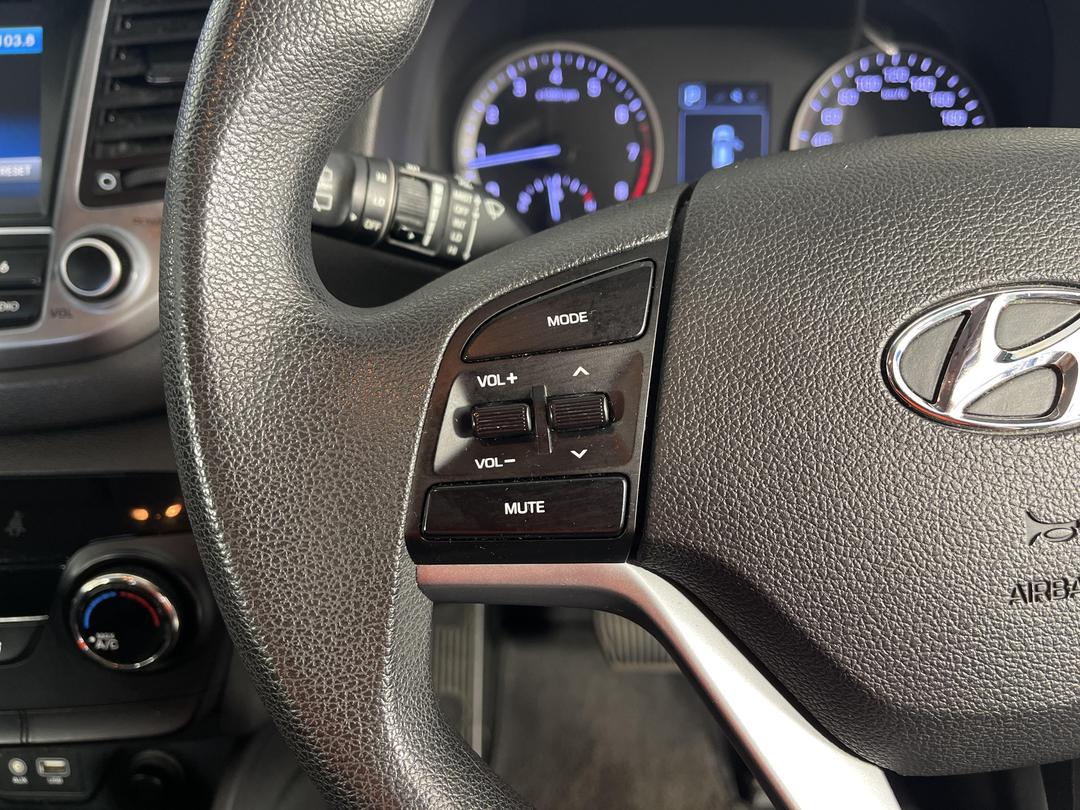 Photo '27' of Hyundai Tucson