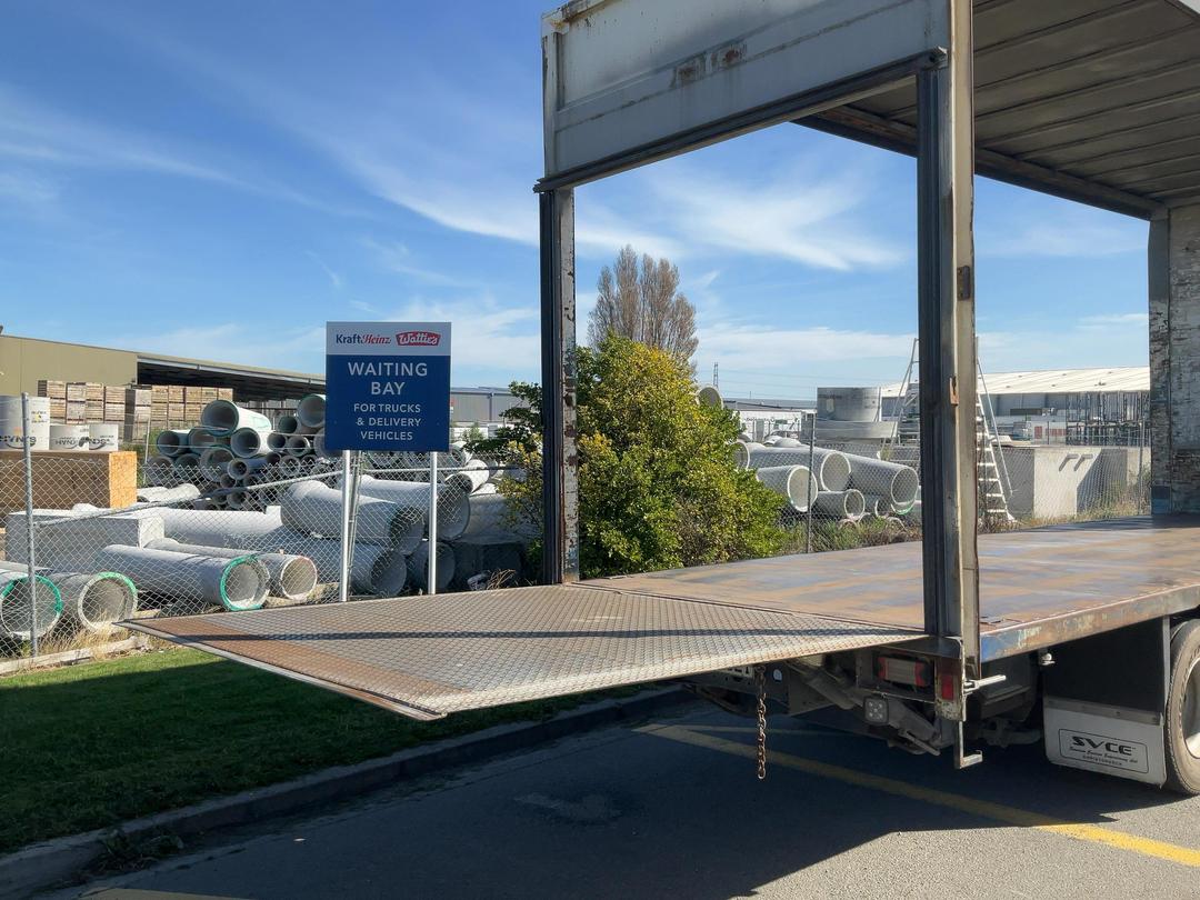 Photo '25' of Iveco Eurocargo ML225 Curtainsider