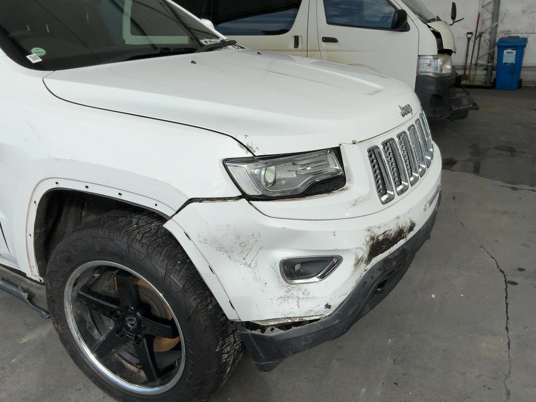 Photo '4' of Jeep Grand Cherokee Laredo 4X4 Photo '4' of Jeep Grand Cherokee Laredo 4X4