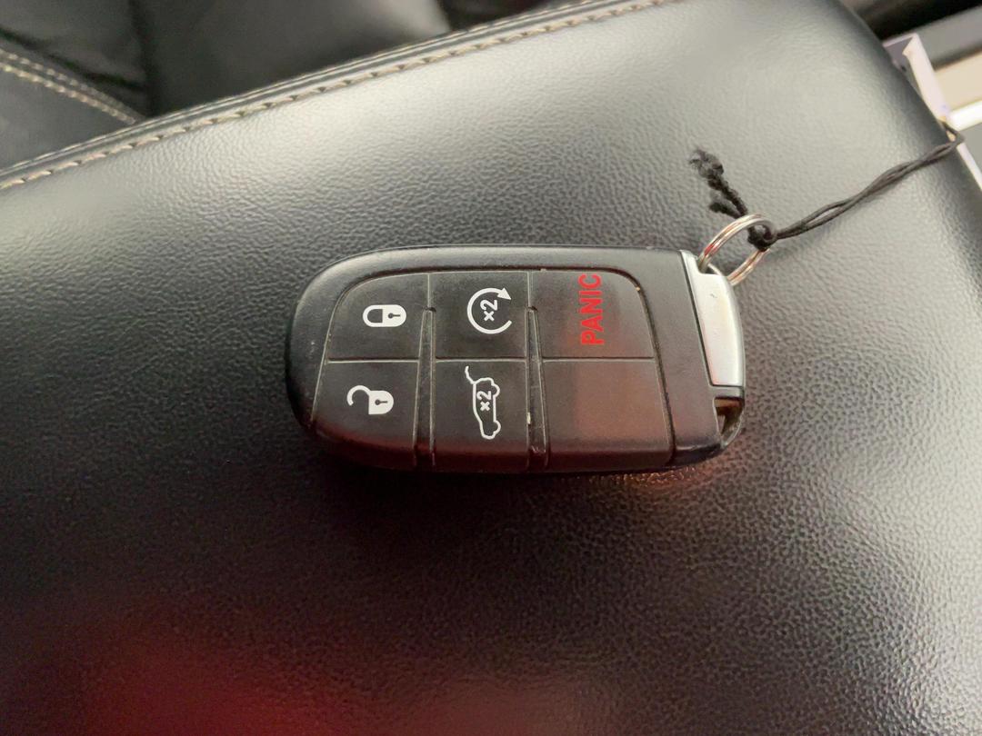 Photo '22' of Jeep Grand Cherokee
