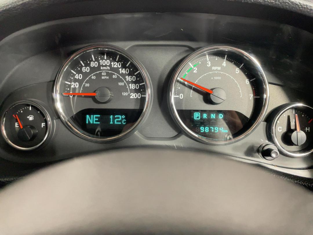 Photo '21' of Jeep Wrangler