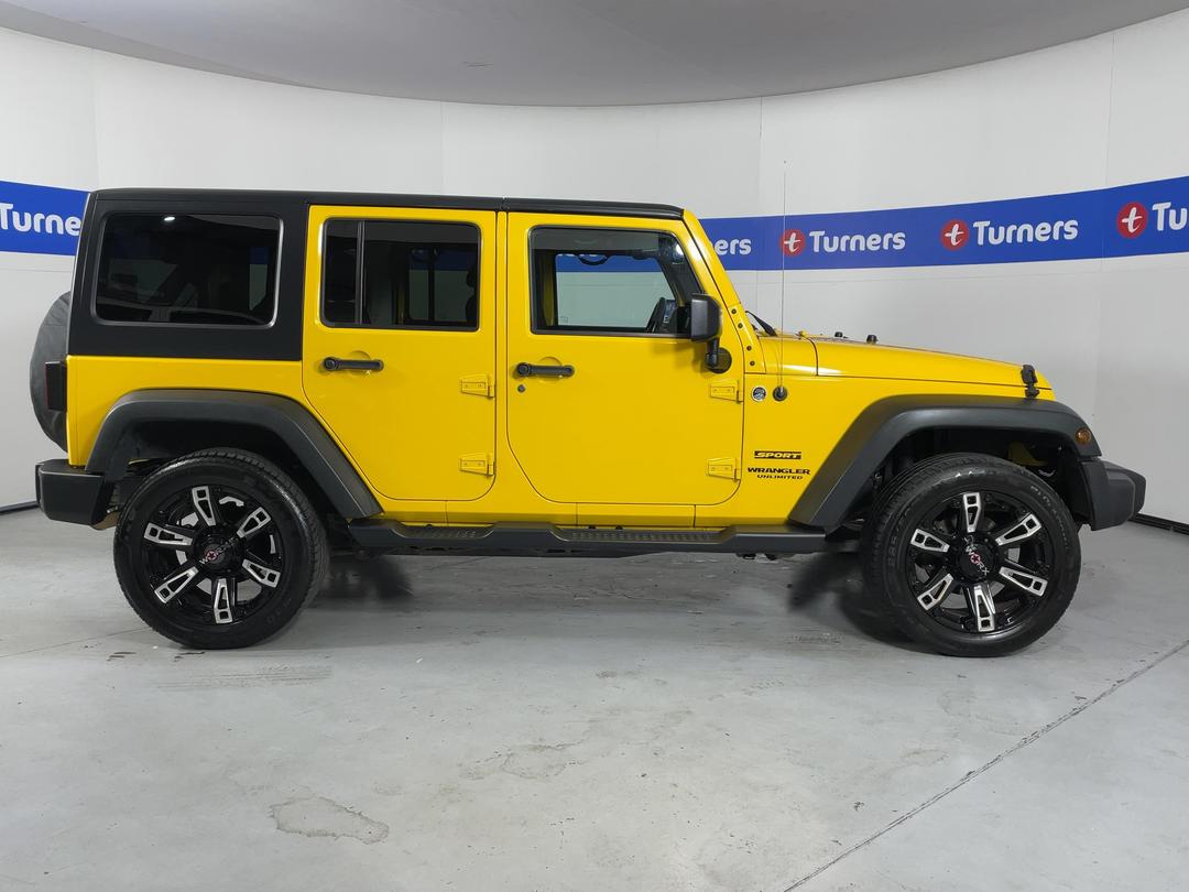 Photo '23' of Jeep Wrangler