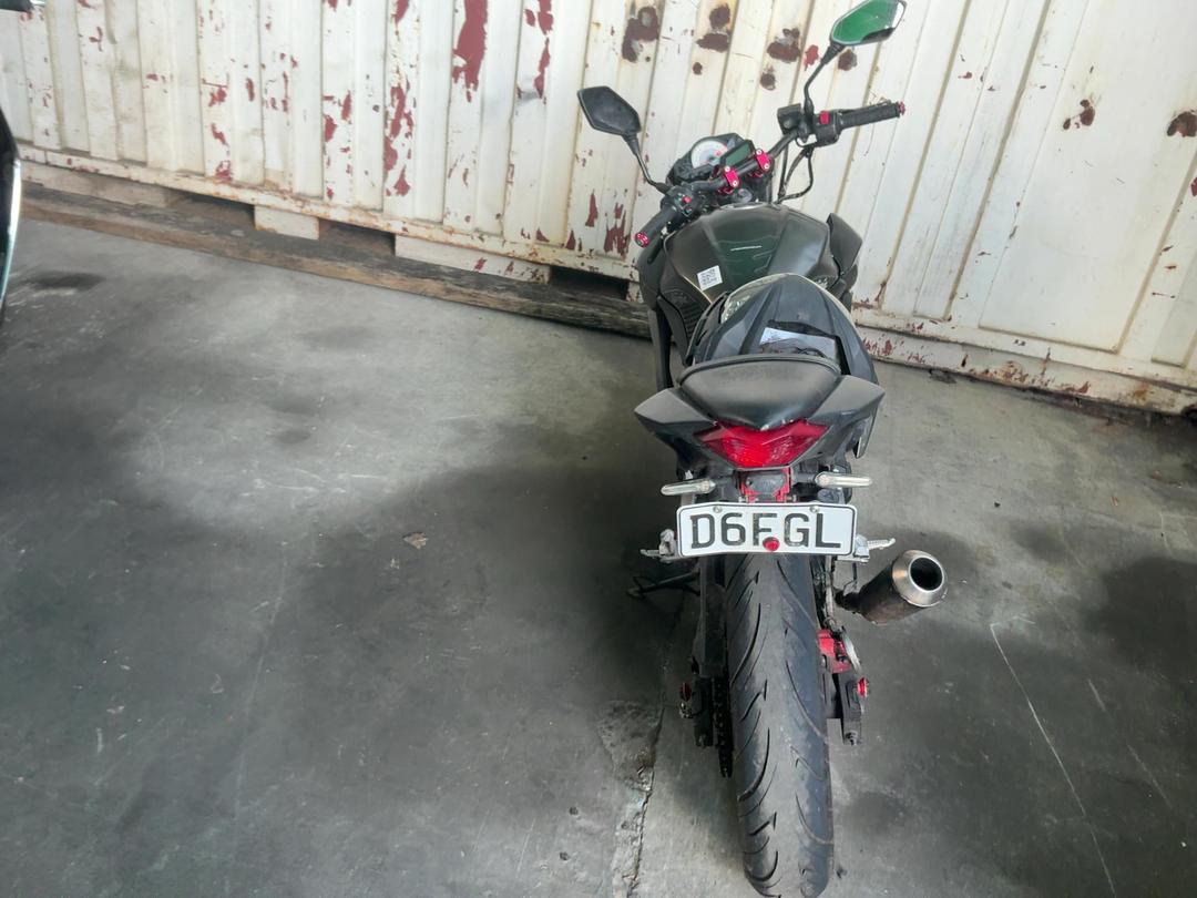 Photo '5' of Kawasaki ER 300A Photo '5' of Kawasaki ER 300A