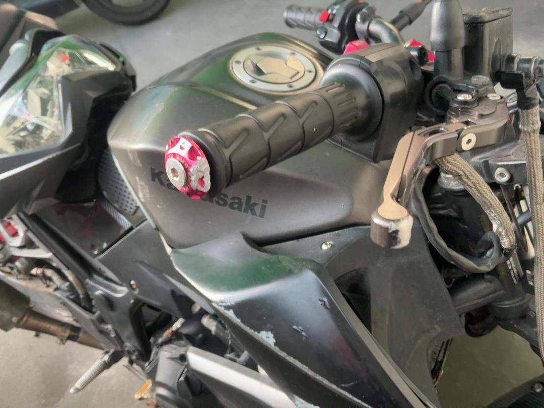 Photo '17' of Kawasaki ER 300A Photo '17' of Kawasaki ER 300A