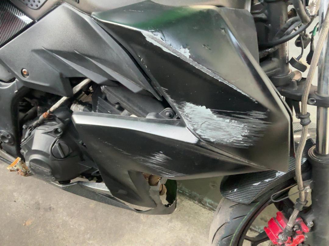 Photo '18' of Kawasaki ER 300A Photo '18' of Kawasaki ER 300A