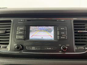 Photo '22' of KIA Carnival