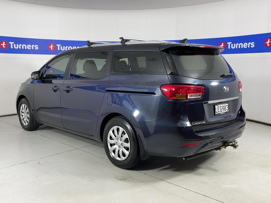 Photo '5' of KIA Carnival