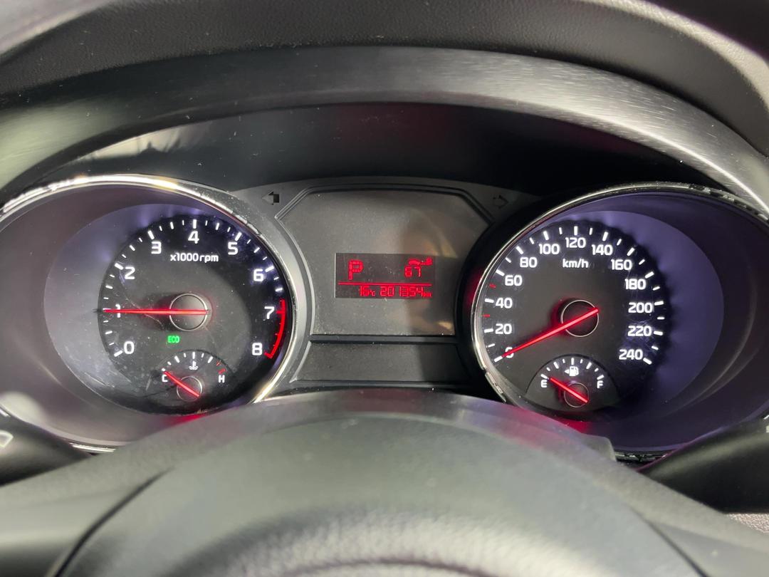 Photo '20' of KIA Carnival