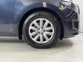 Photo '9' of KIA Carnival