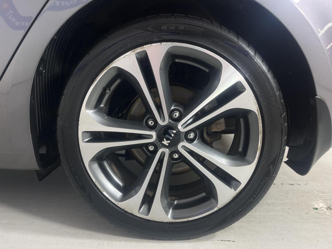 Photo '11' of KIA Cerato