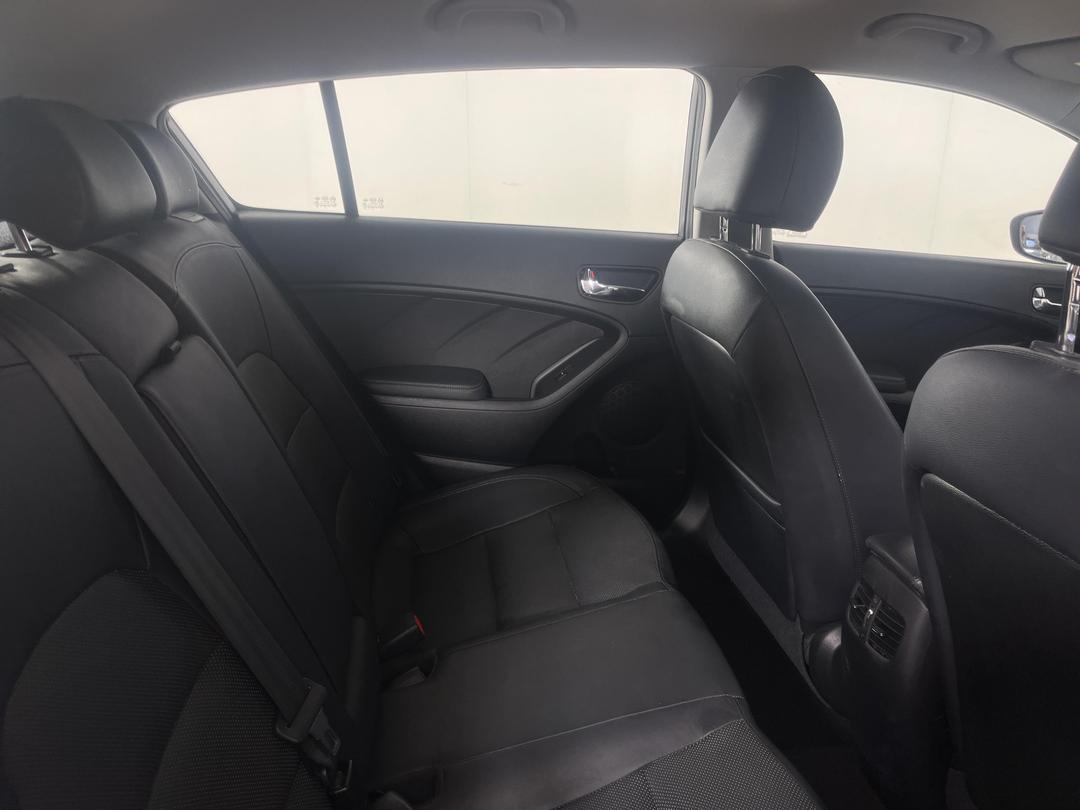 Photo '20' of KIA Cerato