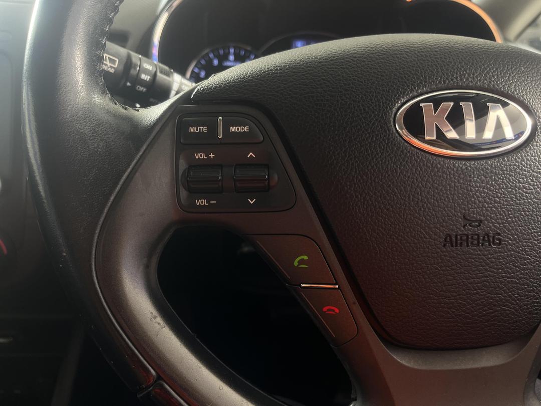 Photo '26' of KIA Cerato