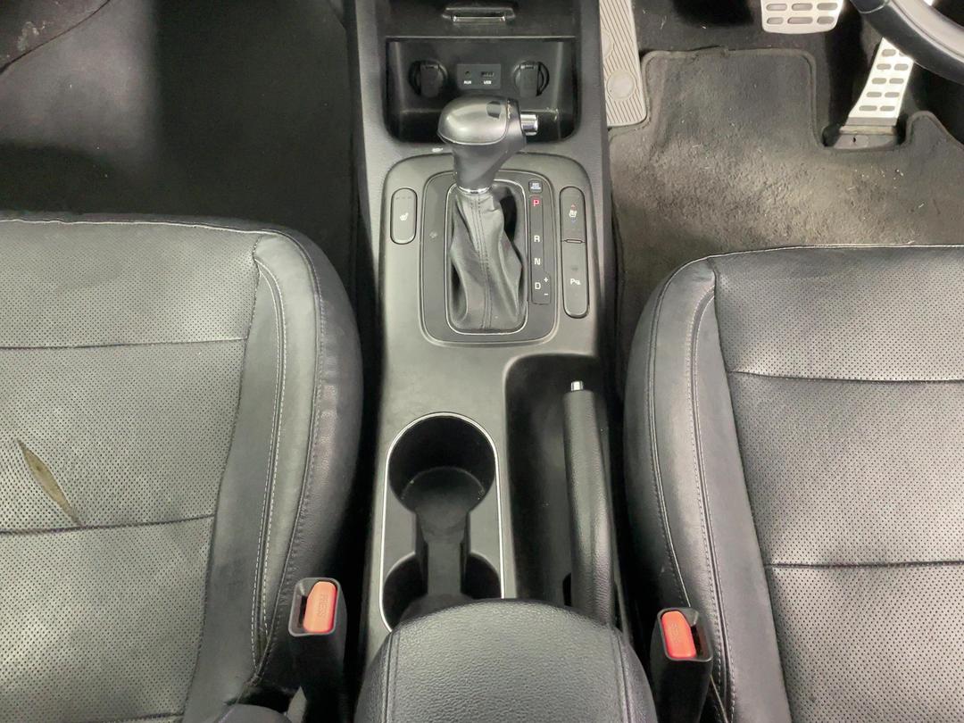 Photo '18' of KIA Cerato