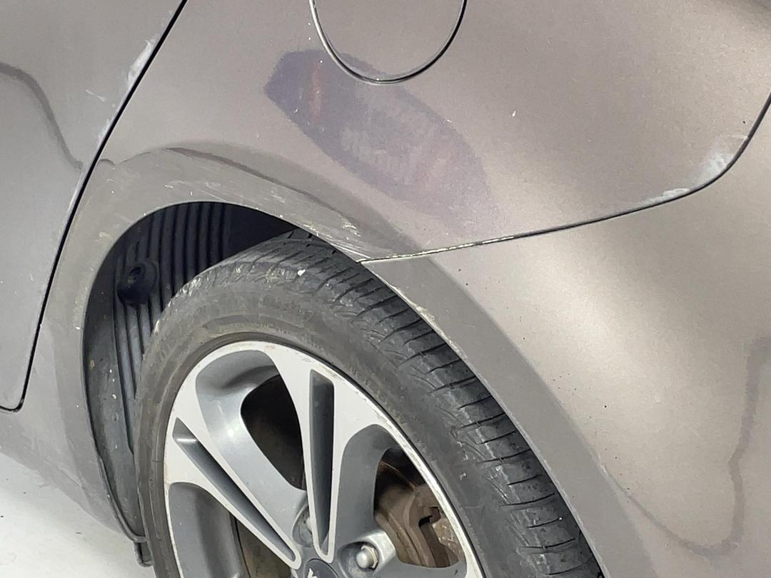 Photo '27' of KIA Cerato