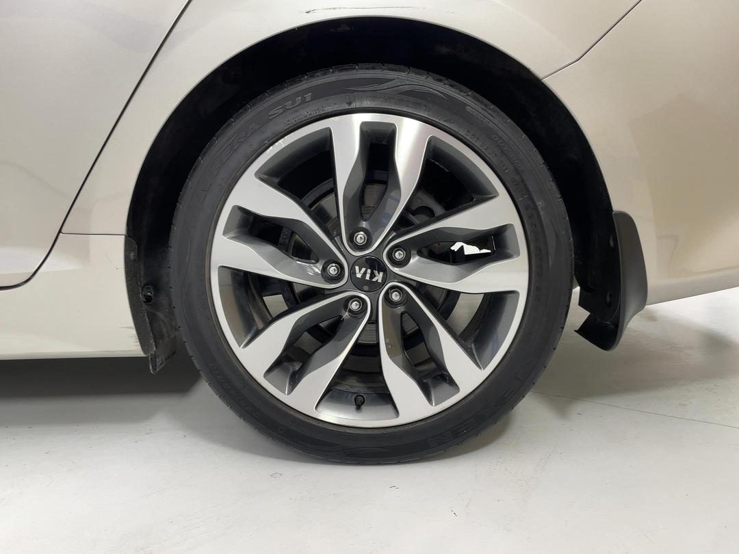 Photo '11' of KIA Optima