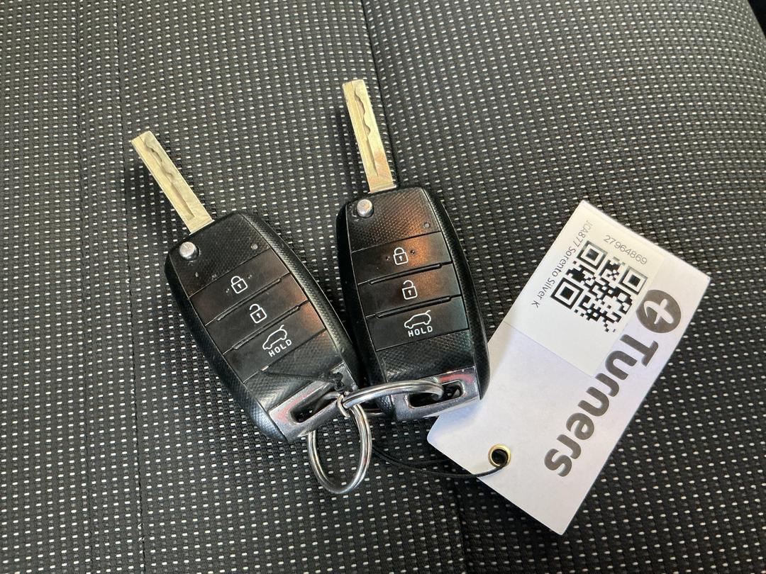 Photo '22' of KIA Sorento