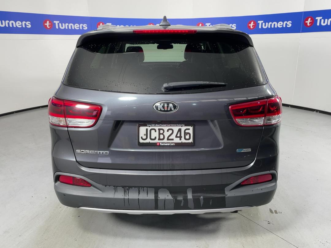 Photo '6' of KIA Sorento