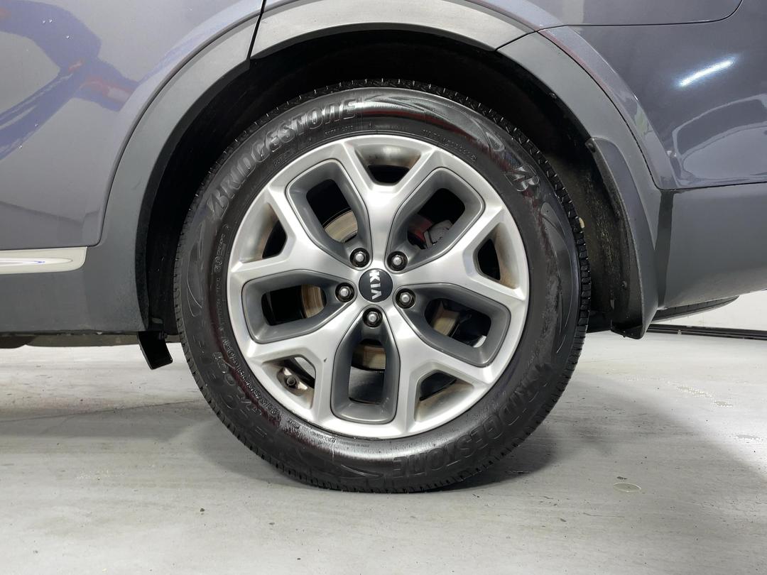 Photo '11' of KIA Sorento