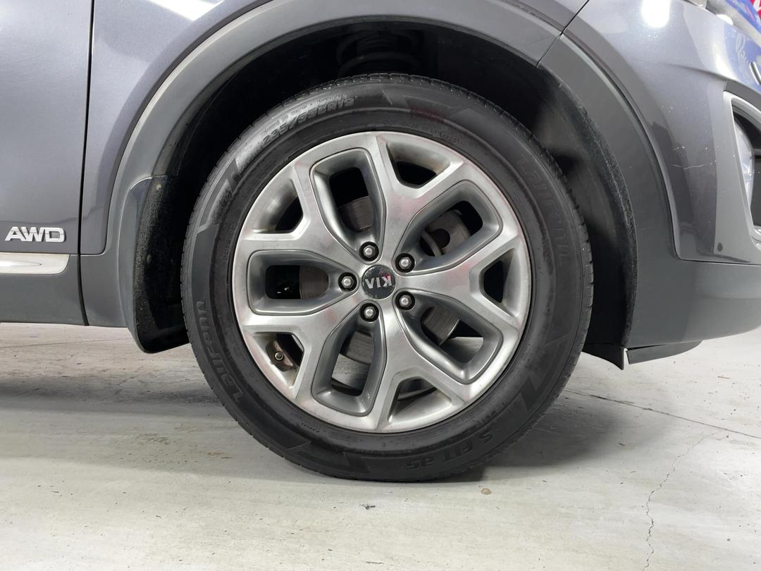 Photo '9' of KIA Sorento