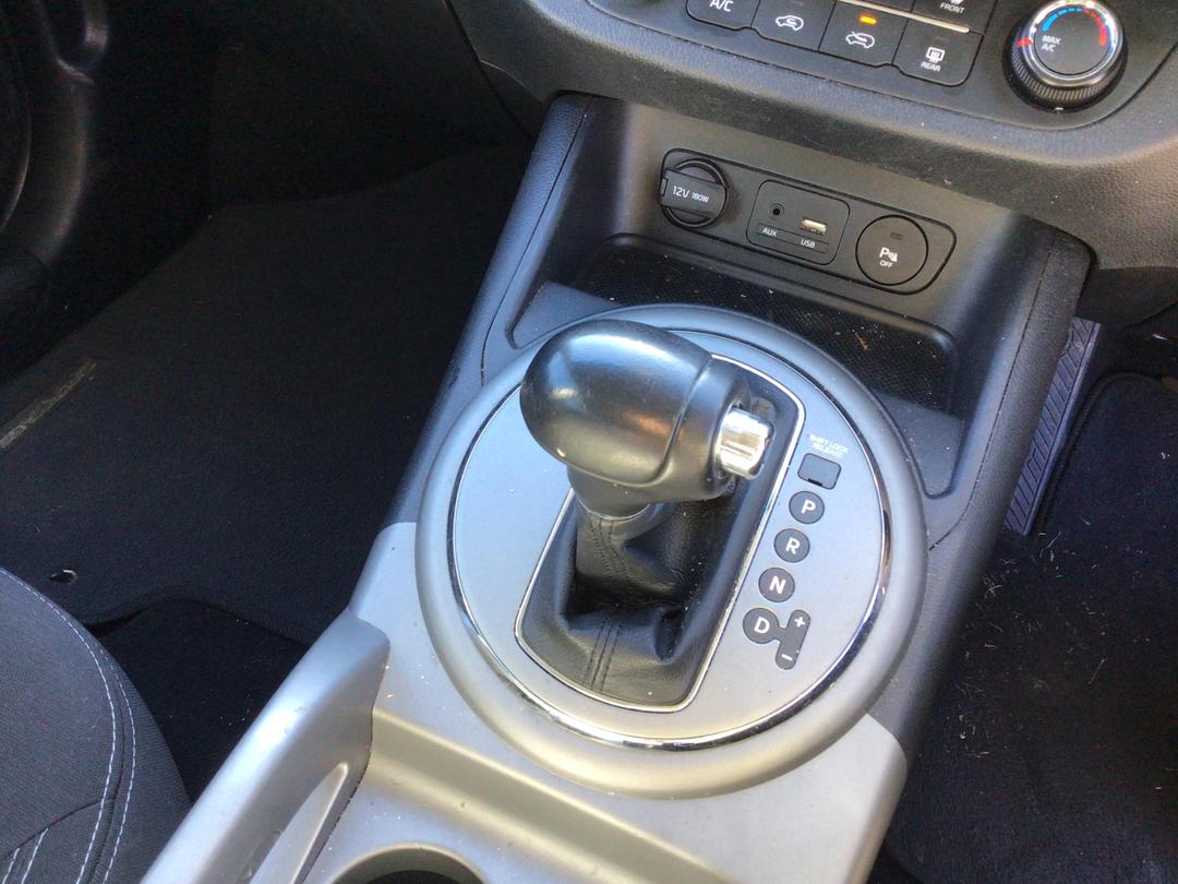 Photo '15' of KIA Sportage Urban SX