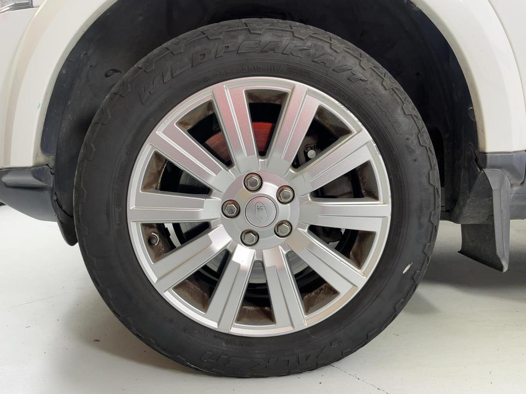 Photo '10' of Land Rover Discovery