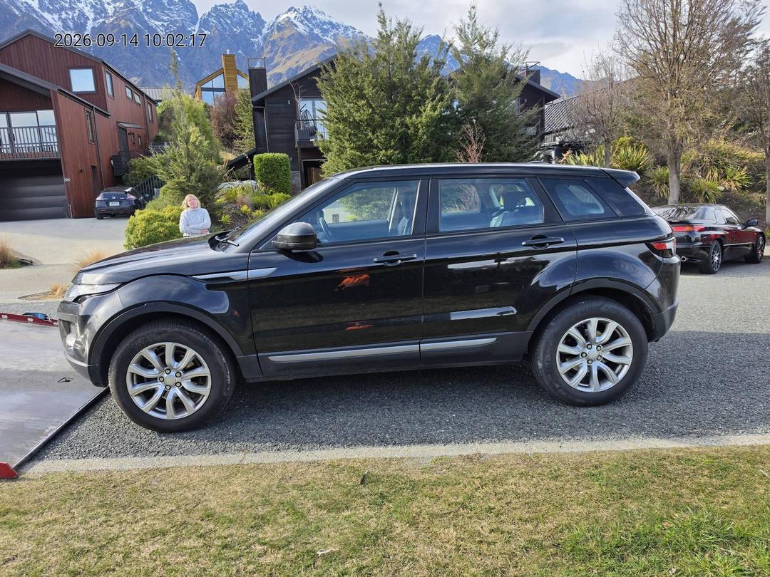 Photo '4' of Land Rover Range Rover Evoque TD4 Pure Tech Photo '4' of Land Rover Range Rover Evoque TD4 Pure Tech