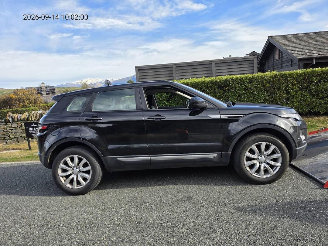 Photo '8' of Land Rover Range Rover Evoque TD4 Pure Tech Photo '8' of Land Rover Range Rover Evoque TD4 Pure Tech