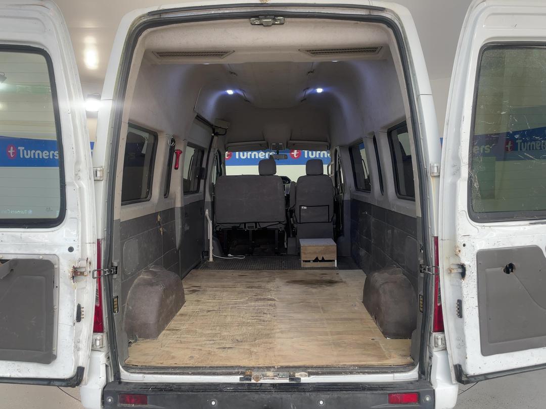 Photo '14' of LDV V80