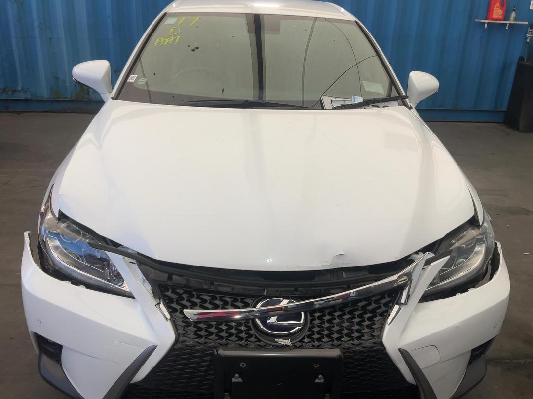 Photo '2' of Lexus CT200H Photo '2' of Lexus CT200H