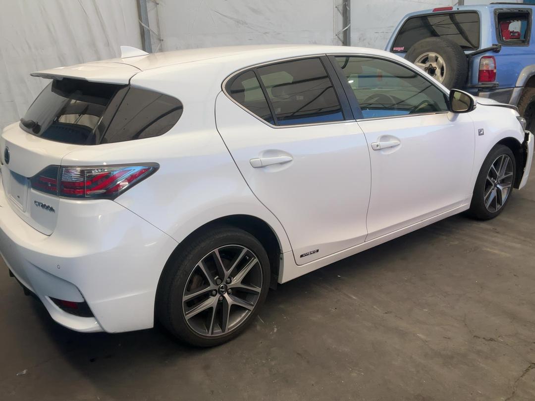 Photo '5' of Lexus CT200H Photo '5' of Lexus CT200H
