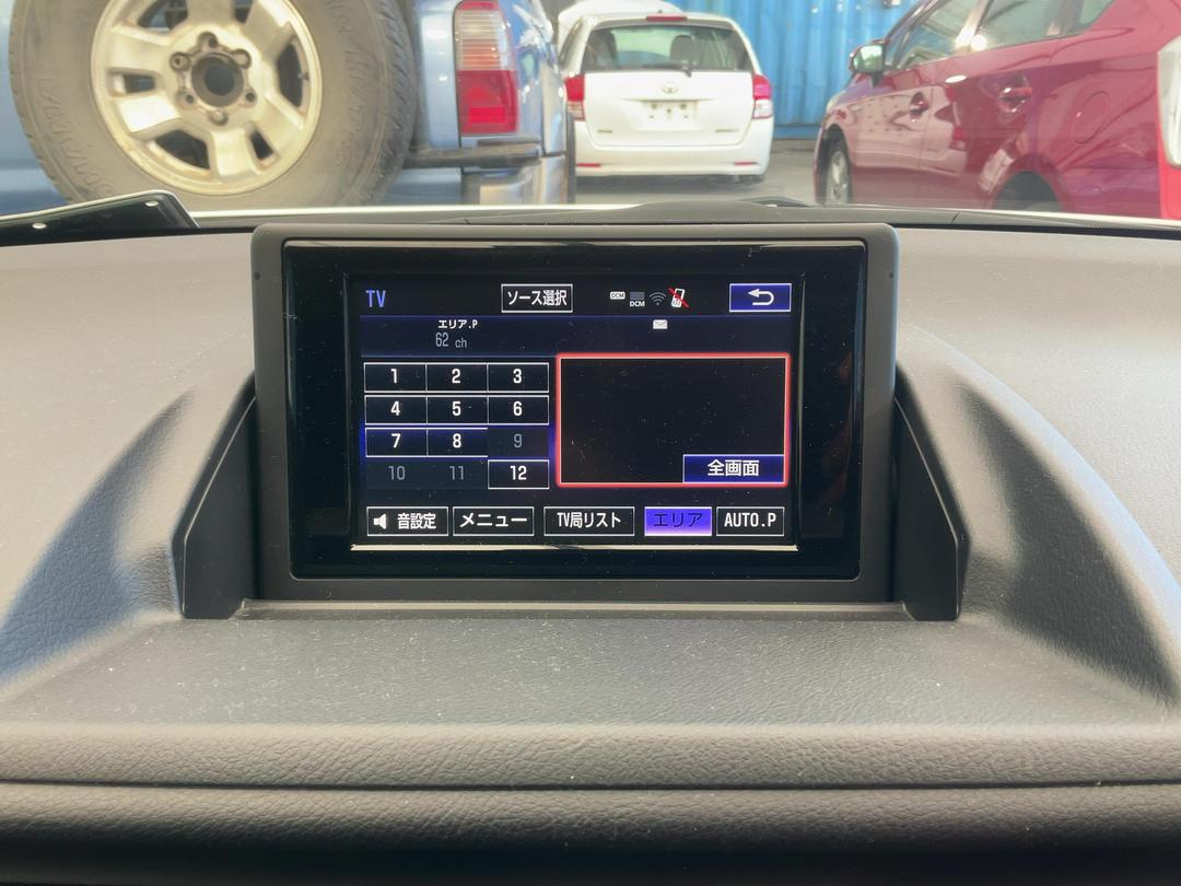 Photo '10' of Lexus CT200H Photo '10' of Lexus CT200H