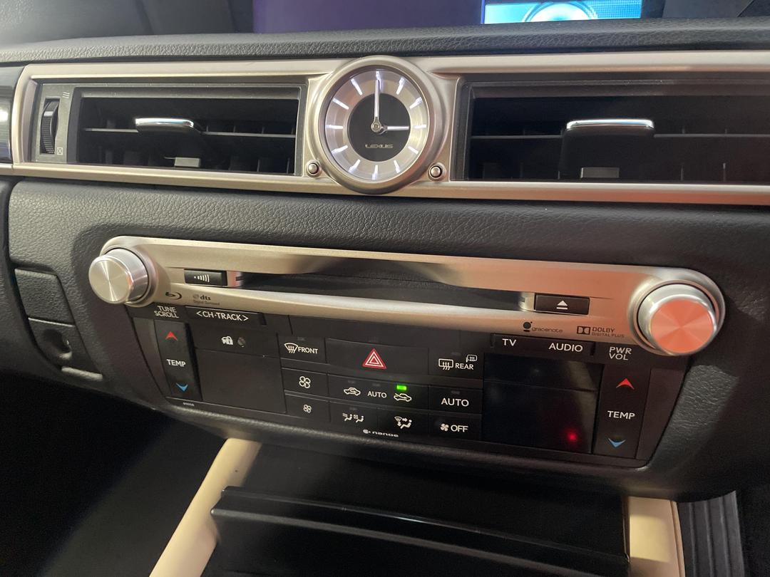 Photo '31' of Lexus GS300H