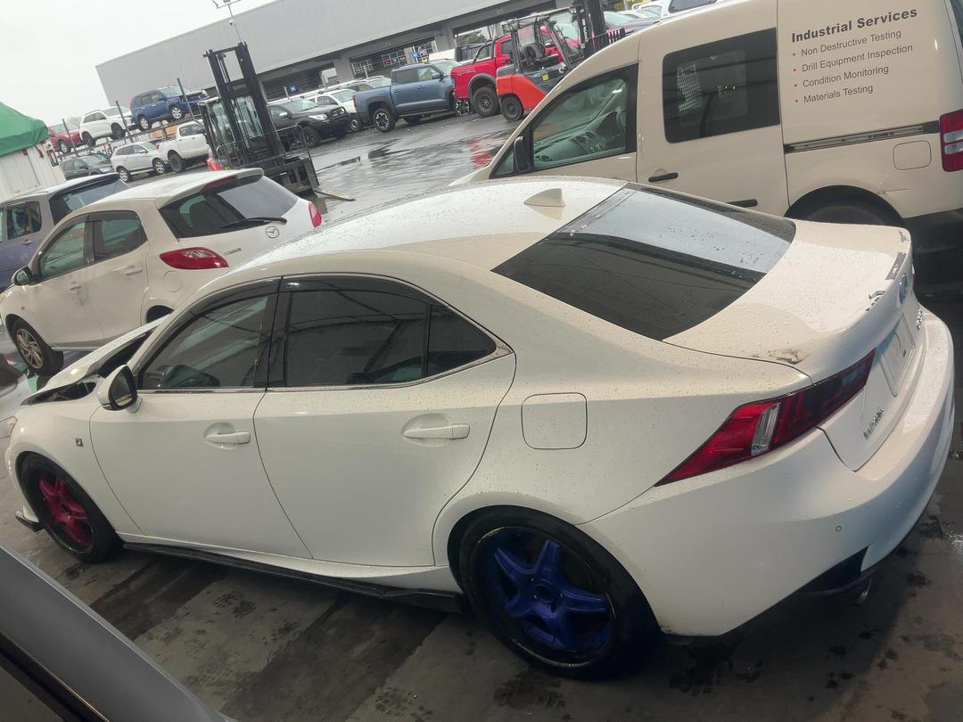 Photo '7' of Lexus IS250 Photo '7' of Lexus IS250