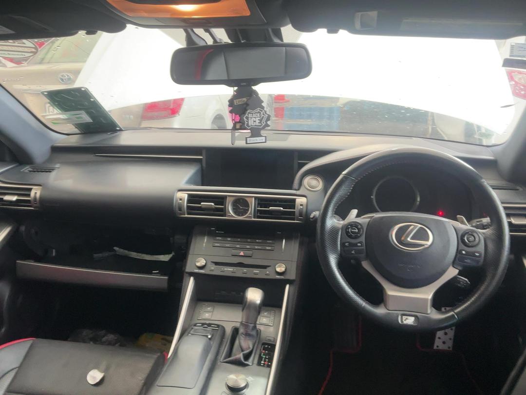Photo '16' of Lexus IS250 Photo '16' of Lexus IS250