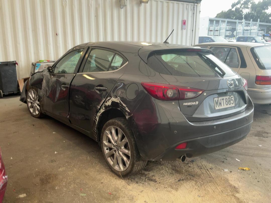 Photo '9' of Mazda 3 Photo '9' of Mazda 3