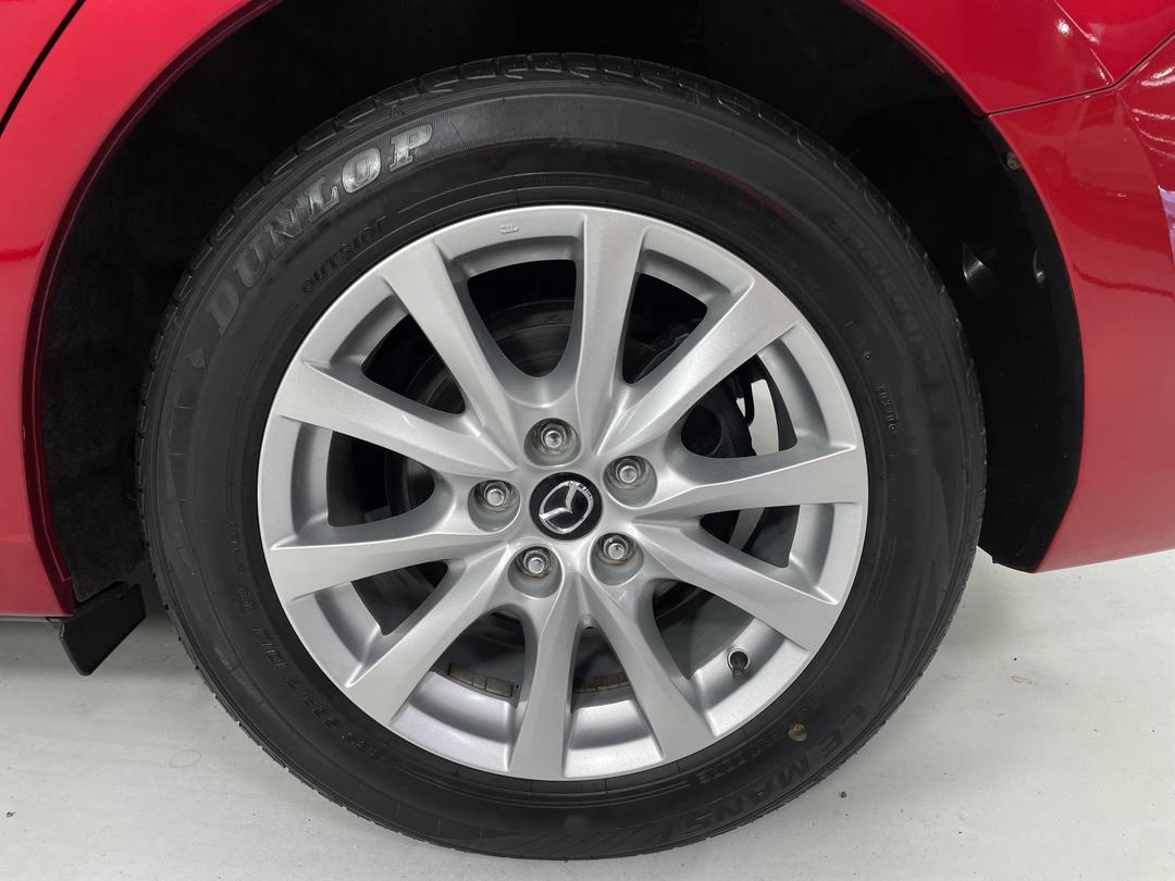 Photo '11' of Mazda Atenza