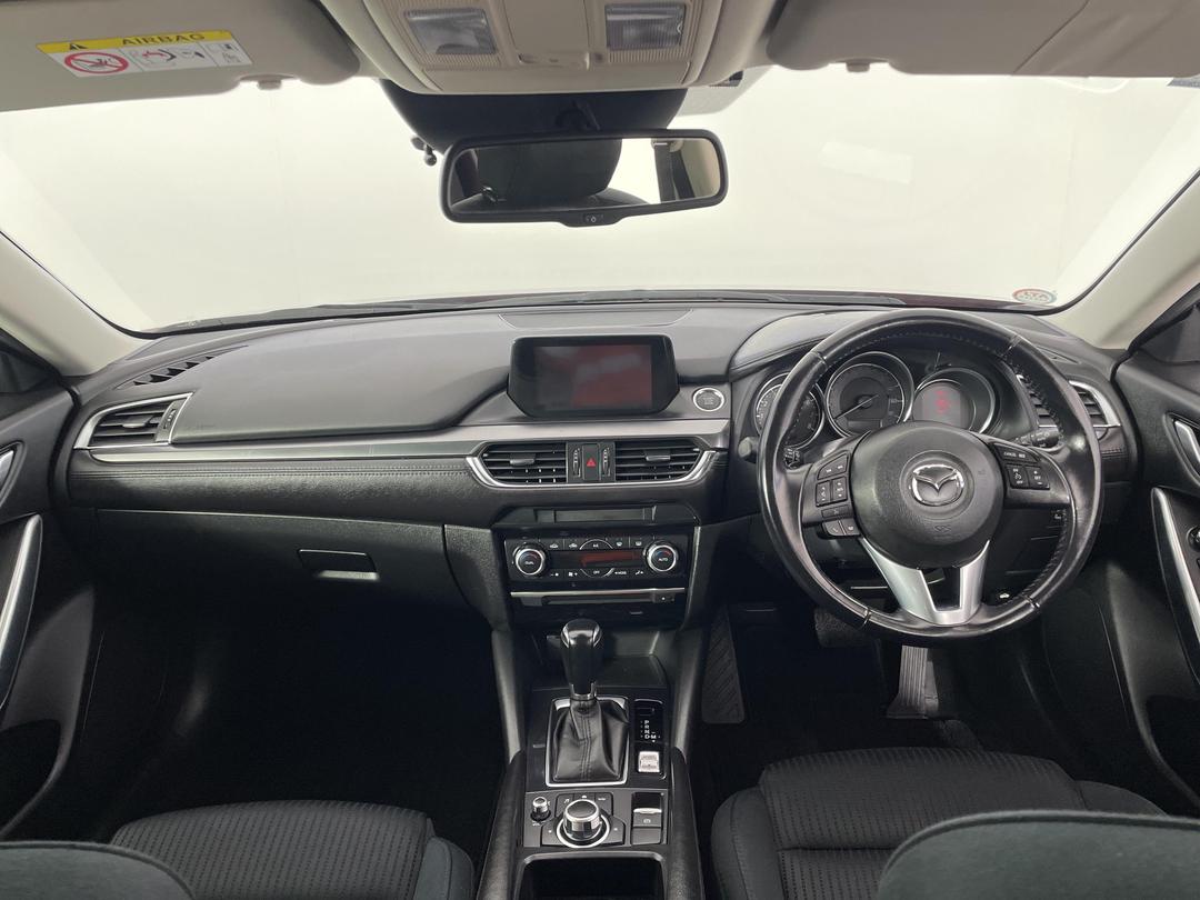 Photo '17' of Mazda Atenza