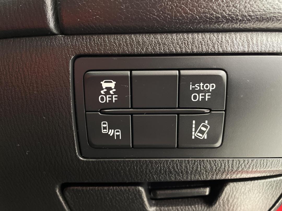 Photo '23' of Mazda Atenza