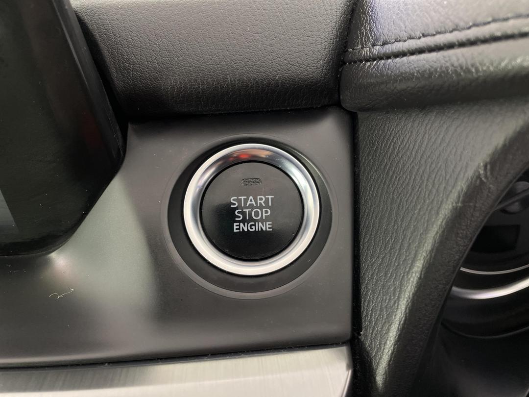 Photo '27' of Mazda Atenza