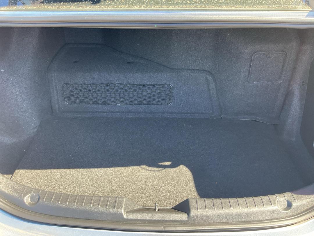 Photo '6' of Mazda Axela Skyactiv HEV