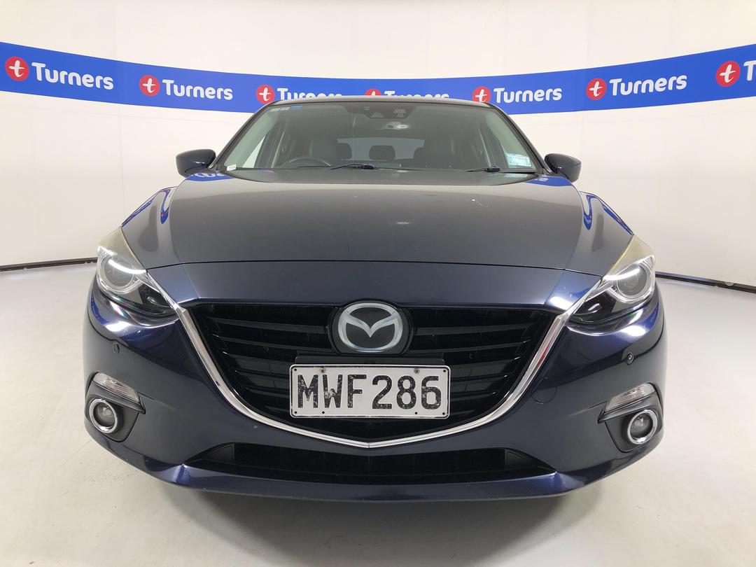 Photo '2' of Mazda Axela