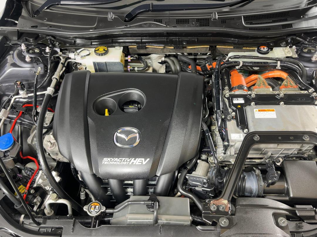 Photo '13' of Mazda Axela