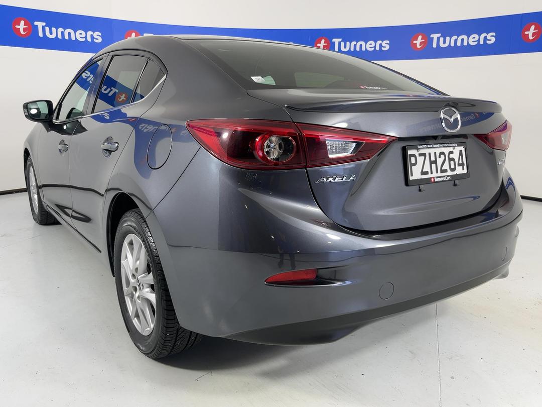 Photo '5' of Mazda Axela