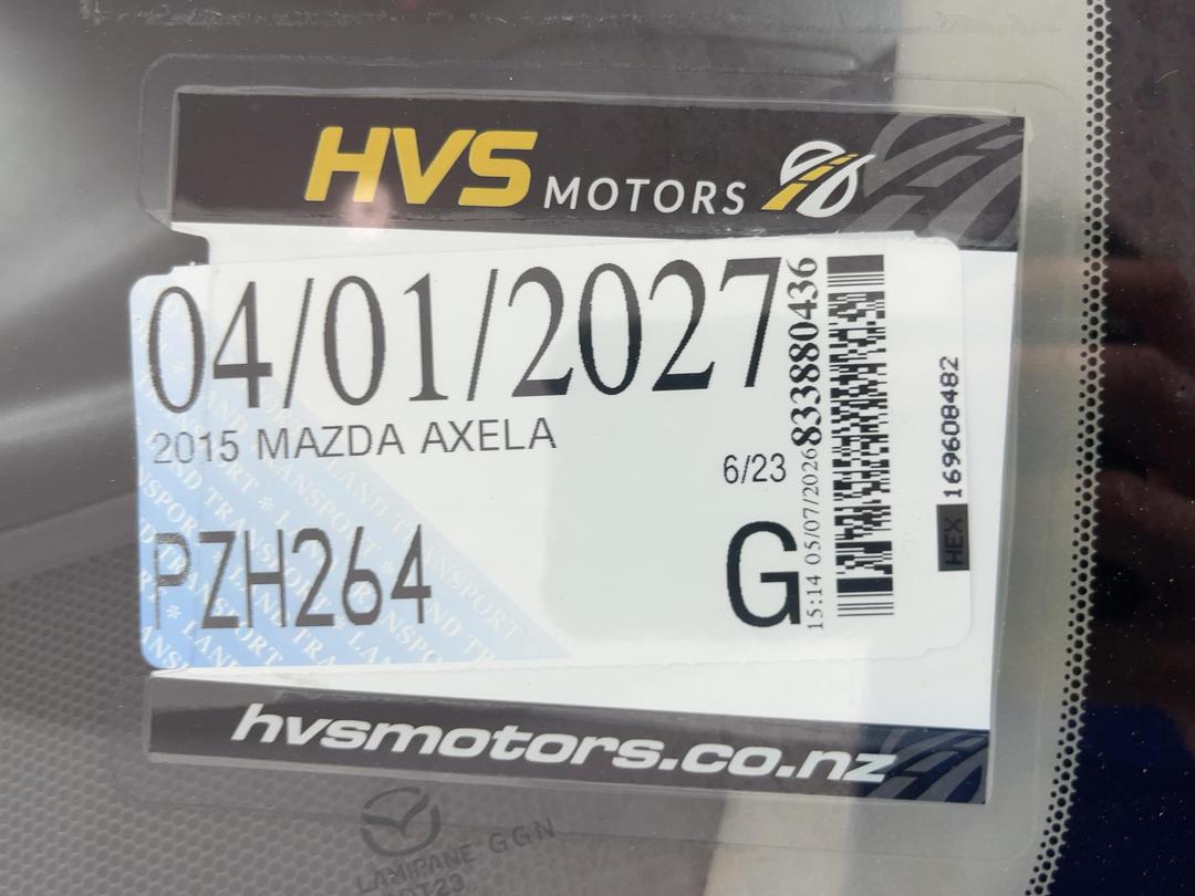 Photo '30' of Mazda Axela